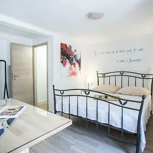 Guest house Mendi